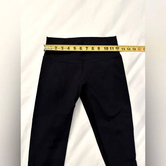 Lululemon invigorate crop black legging size 2 - Picture 6 of 13